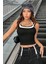 - Kadın Beyaz Siyah Çift Renk Çapraz Askılı Crop Top Bluz 4