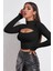 - Kadın Siyah Göğüs Dekolteli Uzun Kollu Cut Out Crop Top Bluz 5