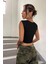 - Kadın Siyah Kare Yaka Kalınlaşan Omuz Detaylı Crop Top Bluz 2