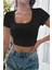 - Kadın Siyah Yarım Kol Düz Yaka Crop Top Bluz 3