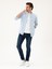 Erkek Mavi Regular Fit %100 Keten Gömlek 50284823-VR036 <p STYLE="PADDING-BOTTOM:10PX;">%100 Keten Kumaştan Üretilmiş Slim Fit Mavi Gömlek, Hafifliği ve Nefes Alabilirliği ile Sıcak Havaların Vazgeçilmezi Olmaya Aday. Ketenin Doğal Dokusu, Cildinizin Nefes Almasını Sağlar ve Böylece Terleme Sorununu En Aza Indirir. Hafif ve Ince Yapısı ile Yaz Aylarında Rahatlıkla Kullanılabilir. Mavi Rengin Ferahlatıcı Tonu ile Dikkat Çeken Gömlek, Doğal Keten Yapısı Sayesinde Gün Boyu Serin Kalmanızı Destekleyecektir. Uzun Kollu ve Cepsiz Olarak Tasarlanan Yapısı ve Düz Deseniyle Minimal ve Şık Bir Görünüm Sunuyor. Regular Fit Kesimi, Vücuda Rahatça Otururken, Aynı Zamanda Hareket Özgürlüğü Sunmaktadır. Düğmeli Yaka Detayı, Gömleğe Klasik Bir Dokunuş Katarak, Hem Günlük Hem De Daha Resmi Kombinlerde Tercih Edilebilecek Bir Stil Oluşturur. Hem Kot Pantolonlarla Hem De Daha Klasik Parçalarla Kolayca Kombinlenebilir. <p STYLE="PADDING-BOTTOM:10PX;">MODEL Üzerindeki Gömlek M Bedendir. Modelin Boyu 188 Cm, Kilosu 83 Kg, Göğüs Ölçüsü 99 Cm, Bel Ölçüsü 83 cm ve Basen Ölçüsü 106 Cm'dir. Regular Fit Kesimi Sayesinde Gömlek, Modelin Vücut Hatlarına Rahatça Otururken, Ketenin Doğal Yapısı Sayesinde Hareket Özgürlüğü Sunar. Gömlek, Sıcak Havalarda Hem Şıklığı Hem De Konforu Arayan Erkekler Için Idealdir. 4