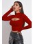 Kadın Kırmızı Göğüs Dekolteli Uzun Kollu Cut Out Crop Top Bluz 4