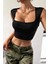 Kadın Siyah Kare Yaka Kalınlaşan Omuz Detaylı Crop Top Bluz 1