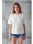 Kadın Bisiklet Yaka Kroche Aksesuarlı T-Shirt Beyaz - 25779 2