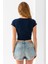 Kadın Bisiklet Yaka Fiyonk Aksesuarlı Crop T-Shirt Lacivert - 25805 8