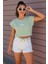 Kadın Oversize Kolsuz Biyeli Crop Tişört – %100 PAMUK 1