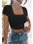 Kadın Siyah Yarım Kol Düz Yaka Crop Top Bluz 4