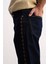 Nakış Detaylı Lacivert Jean 2