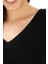 Yumuşak, Rahat ve Şık Viskon V Yaka Tişört-Siyah 4