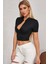 Kadın Siyah Yarım Fermuarlı ve Kısa Kollu Crop Top Bluz 5