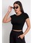 Kadın Siyah Yuvarlak Yaka Yarım Kol Crop Top Bluz 5