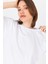 Beyaz Arka Yazı Baskılı Kalpli %100 Pamuk Oversize Tişört 2150-33M 4