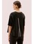 Biye Detaylı Arkası Yırtmaçlı T-Shirt Siyah Y2523802_001 1