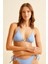 Dokulu Aksesuarlı Mavi Üçgen Bikini Takım 3