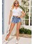 Kadın Beyaz Yarım Fermuarlı ve Kısa Kollu Crop Top Bluz 4
