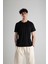 Jakarlı Siyah Örme T-Shirt 3