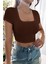 - Kadın Kahverengi Yarım Kol Düz Yaka Crop Top Bluz 4
