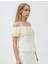 Ekru %100 Pamuk Kısa Kollu Bardot Yaka Nakışlı Dokuma Bluz 3