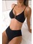 Halka Detaylı V Kesim Bikini Takım 1