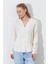 Kadın Krem Sedef Düğmeli Gömlek 4