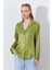 Kadın Yağ Yeşili Sedef Düğmeli Gömlek 2