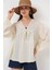 Önü Bağcıklı Uzun Kol Bluz 946 - Krem 4