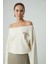 Carıbou Kadın Asimetrik Yakalı Şardonsuz Tek Omzu Açık Baskılı Ekru Sweatshirt 5
