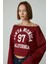 Asly Kadın Asimetrik Yakalı Şardonsuz Tek Omzu Açık Baskılı Bordo Sweatshirt 5