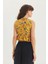 V Yaka Çiçek Desenli Crop Bluz Hardal 5