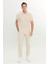 AC&Co / Altınyıldız Classics Erkek Çekmeyen Pamuklu Kumaş Slim Fit Dar Kesim Açık Bej-Beyaz Kıvrılmaz Polo Yaka Tişört 2