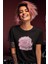 Soft Pembe Gül Temalı Siyah Kadın T-Shirt 1