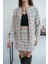 Beyaz Önü Açık Ceket ve Eteği Zincirli Takım 3