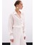 Düğme Aksesuarlı Ince Gömlek - Ekru 4
