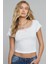 Kadın Beyaz Göğsü ve Kolları Dantelli Fiyonklu Kısa Kol Crop Top Bluz 3