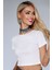 Beyaz Taş Detaylı Fit Crop T-Shirt – Işıltıyla Şıklığı Yansıt 3