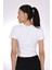 Beyaz Taş Detaylı Fit Crop T-Shirt – Işıltıyla Şıklığı Yansıt 4