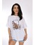 Paris Sokakları Oversize Beyaz T-Shirt – Şehir Işıltısını Üzerinde Taşı 3