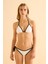 Biye Detaylı Beyaz Üçgen Bikini Takım 4