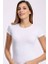 Likralı Yuvarlak Yaka Kadın T-shirt Beyaz 3
