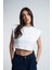 Kolsuz Kısa Beyaz Bluz 2