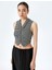 Yeni Sezon V Yaka Düğmeli Slim Fit Crop Triko Yelek 1