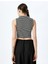 Yeni Sezon V Yaka Düğmeli Slim Fit Crop Triko Yelek 4
