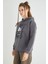 Lisanslı Baskılı Kapüşonlu Kalın Fit Sweatshirt 3