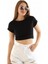 Casual Siyah Katlamalı Kollu Bisiklet Yaka Crop T-Shirt 3