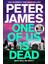 One Of Us Is Dead : A Detective Superintendent Roy Grace Novel 1