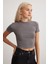 Niara Kadın Pamuk Elastan Bisiklet Yaka kısa Kollu Slim Fit Crop Gri T-Shirt 1