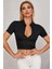 Kadın Siyah Yarım Fermuarlı ve Kısa Kollu Crop Top Bluz 3