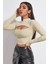 Kadın Ekru Göğüs Dekolteli Uzun Kollu Cut Out Crop Top Bluz 5