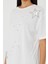Yıldız Işlemeli T-Shirt 4