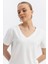 V Yaka Cloudtouch Yumuşak Basic Kısakol T-Shirt 2